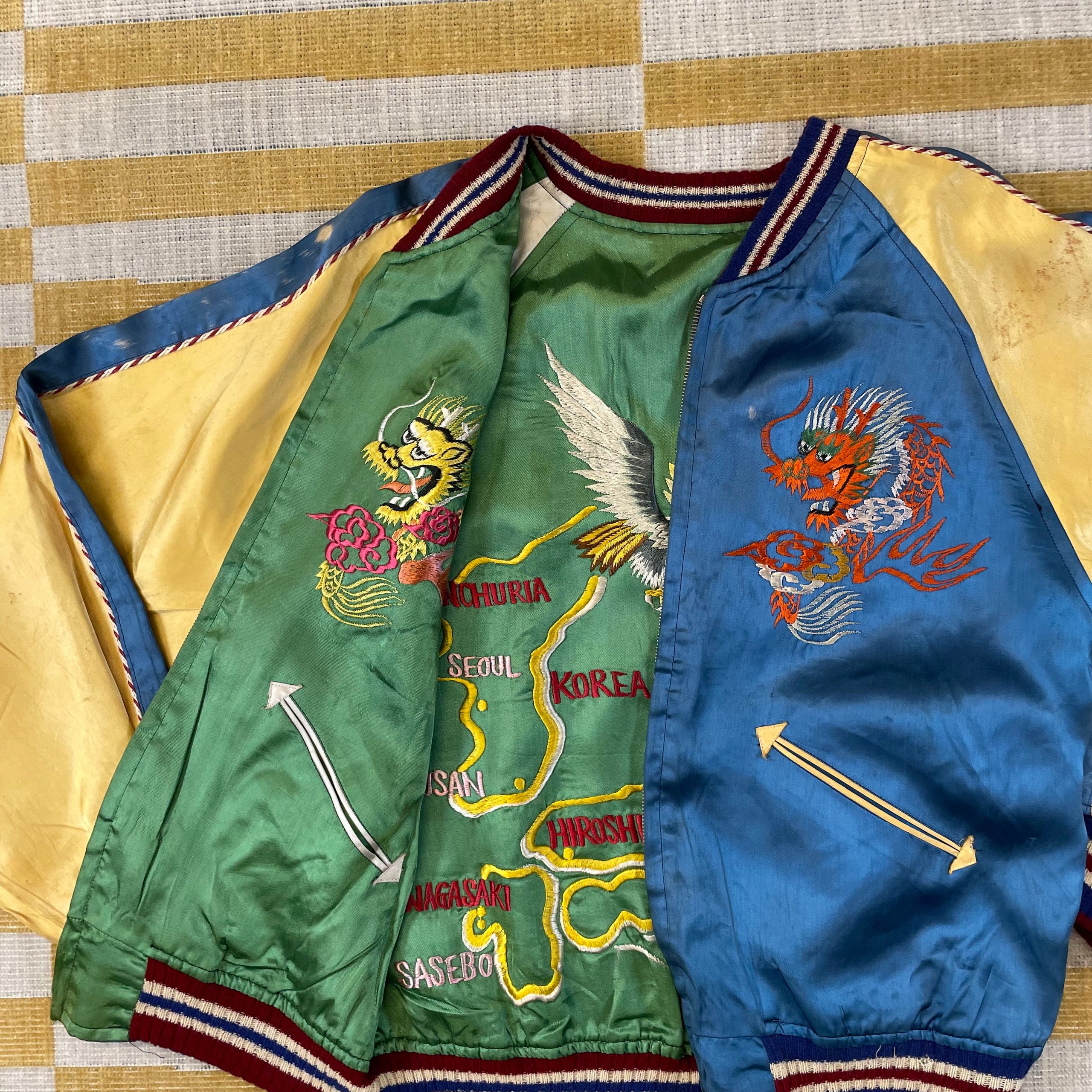 Japanese Reversible Souvenir Jacket B | Dead Center Vintage Japanese Reversible Souvenir Jacket B | Dead Center Vintage